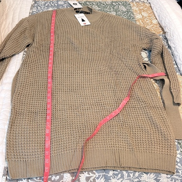 NWT Cozy Waffle Knit Crewneck Sweater Dress with Belt Tan Size Medium - Picture 11 of 15